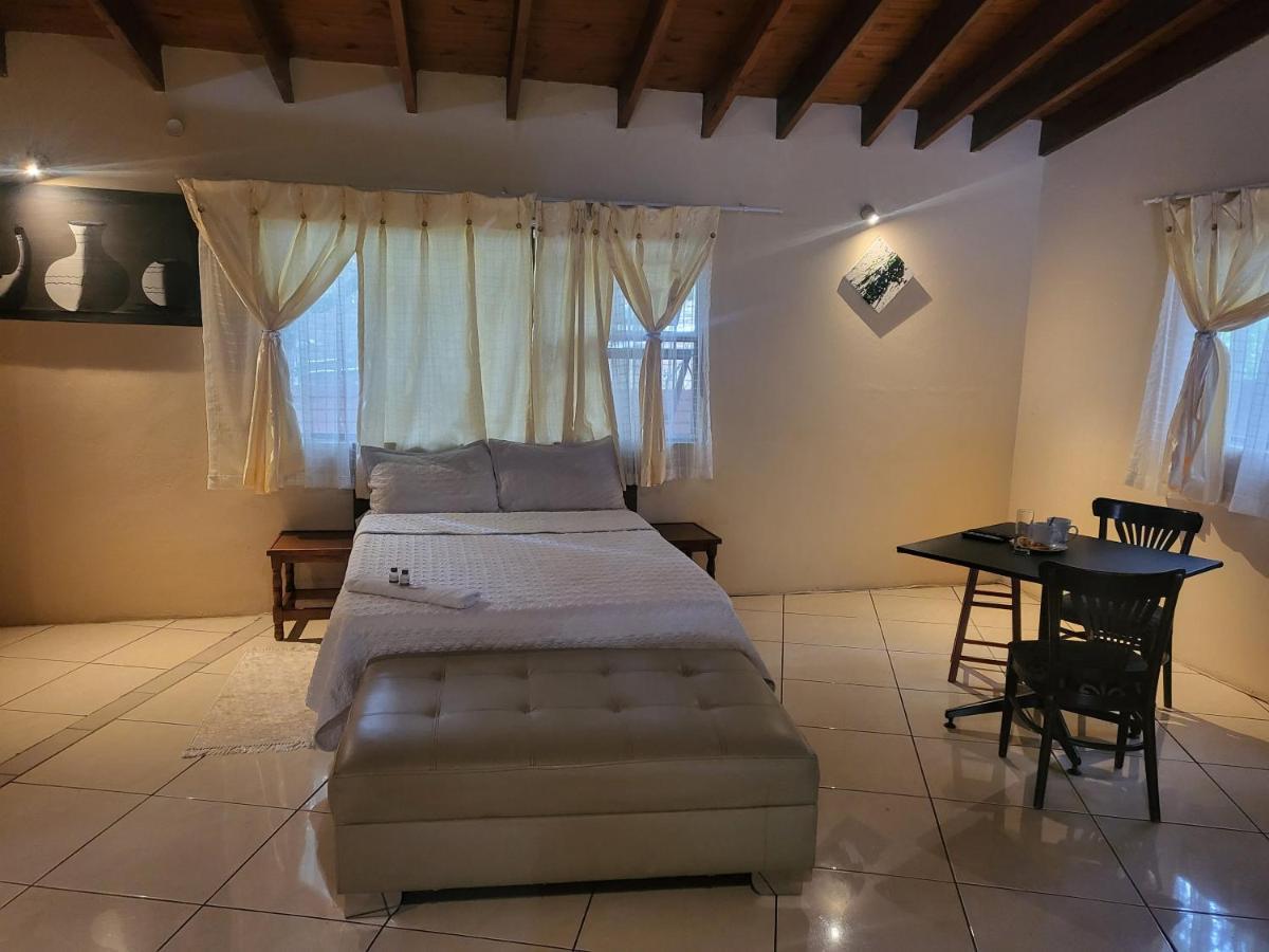Albatrossways Lodge Sandton Dış mekan fotoğraf