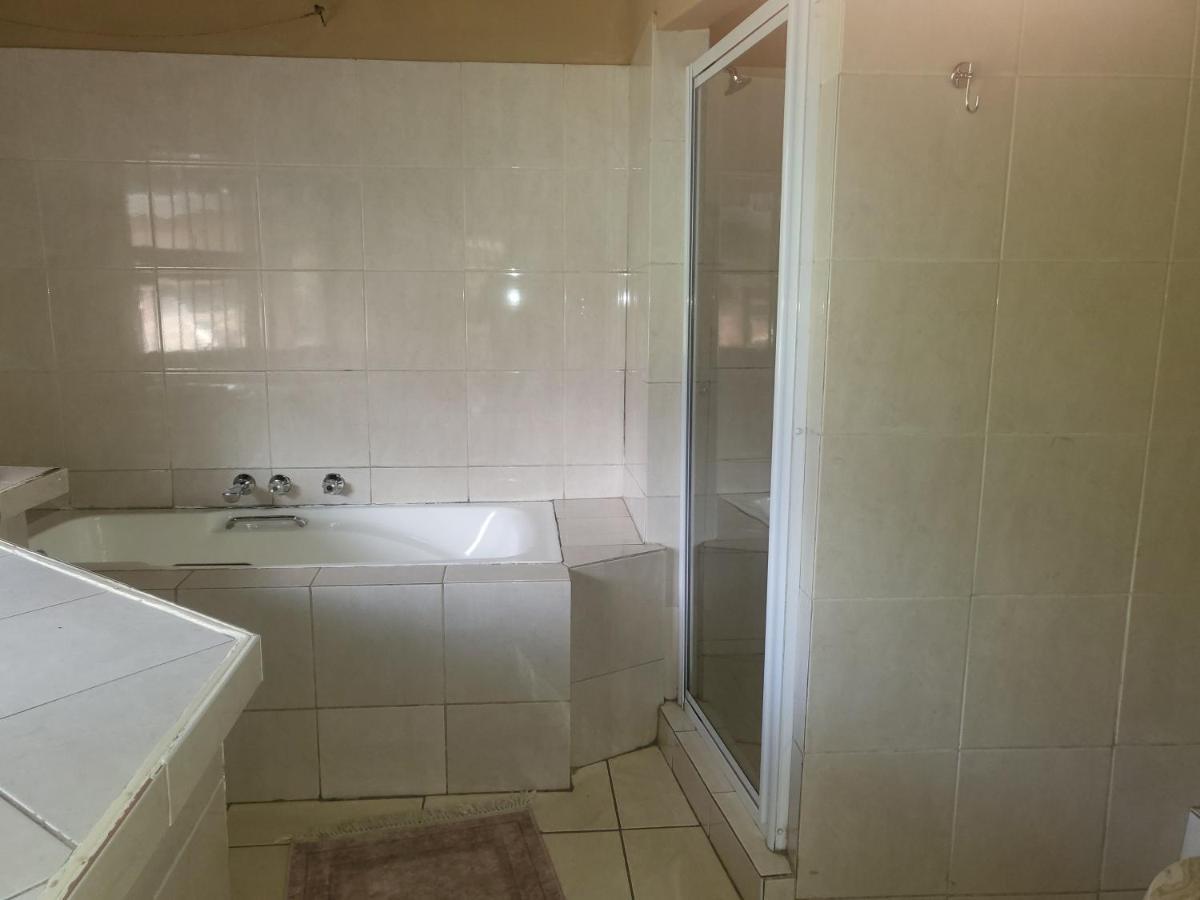Albatrossways Lodge Sandton Dış mekan fotoğraf
