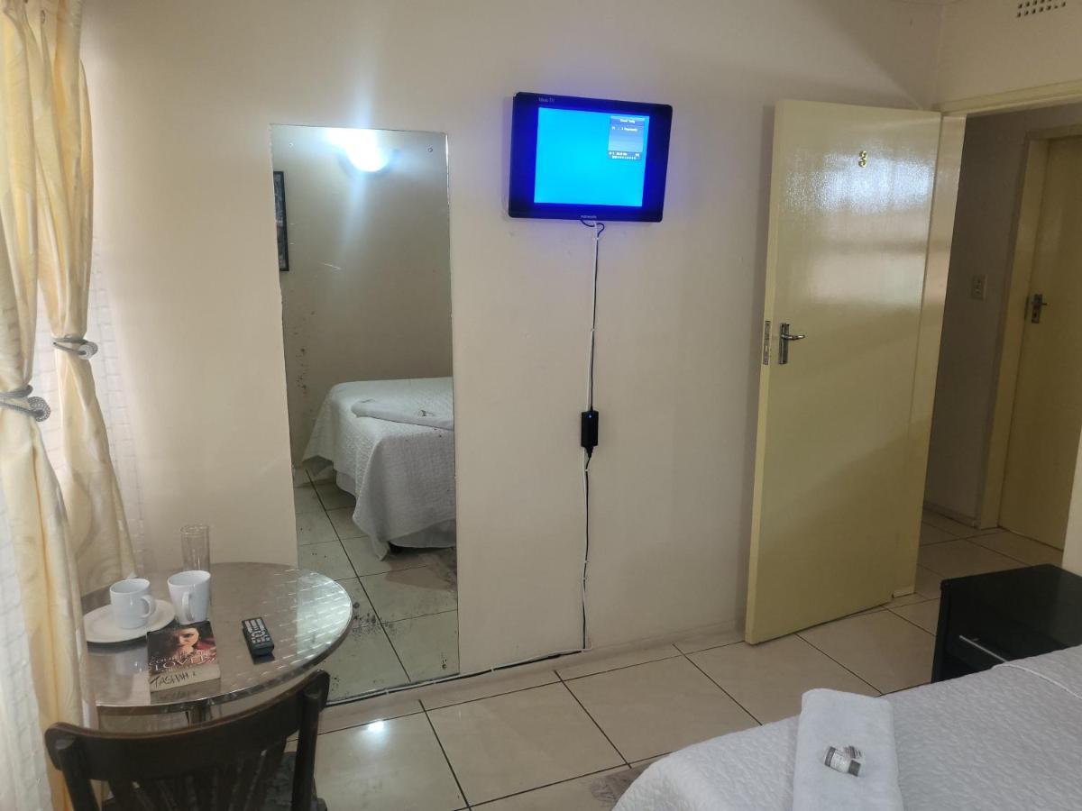Albatrossways Lodge Sandton Dış mekan fotoğraf