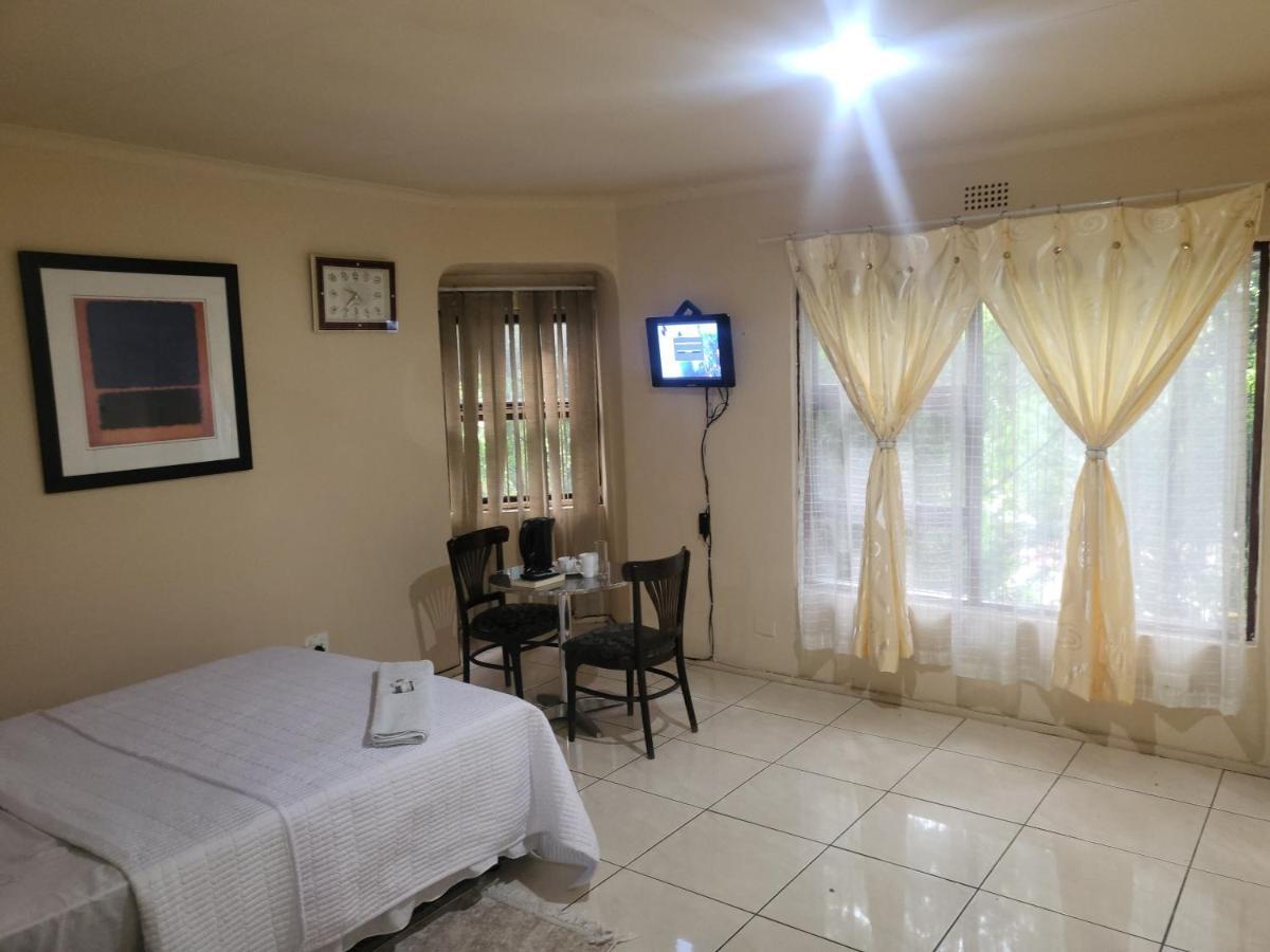 Albatrossways Lodge Sandton Dış mekan fotoğraf