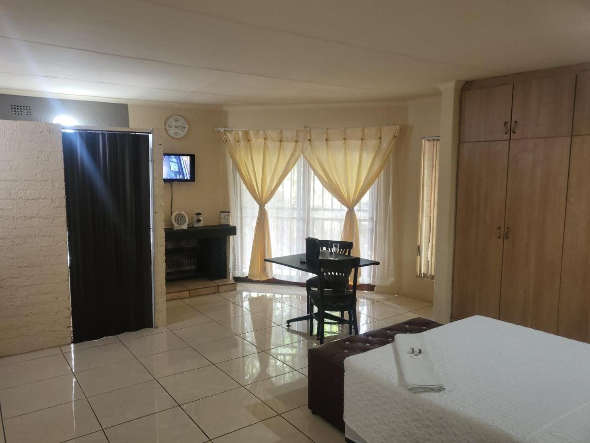 Albatrossways Lodge Sandton Dış mekan fotoğraf