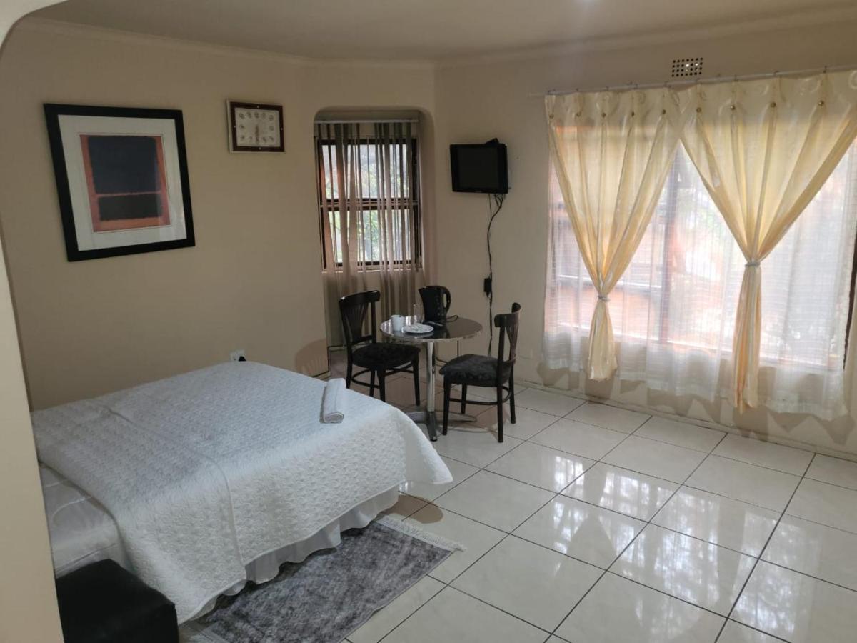 Albatrossways Lodge Sandton Dış mekan fotoğraf